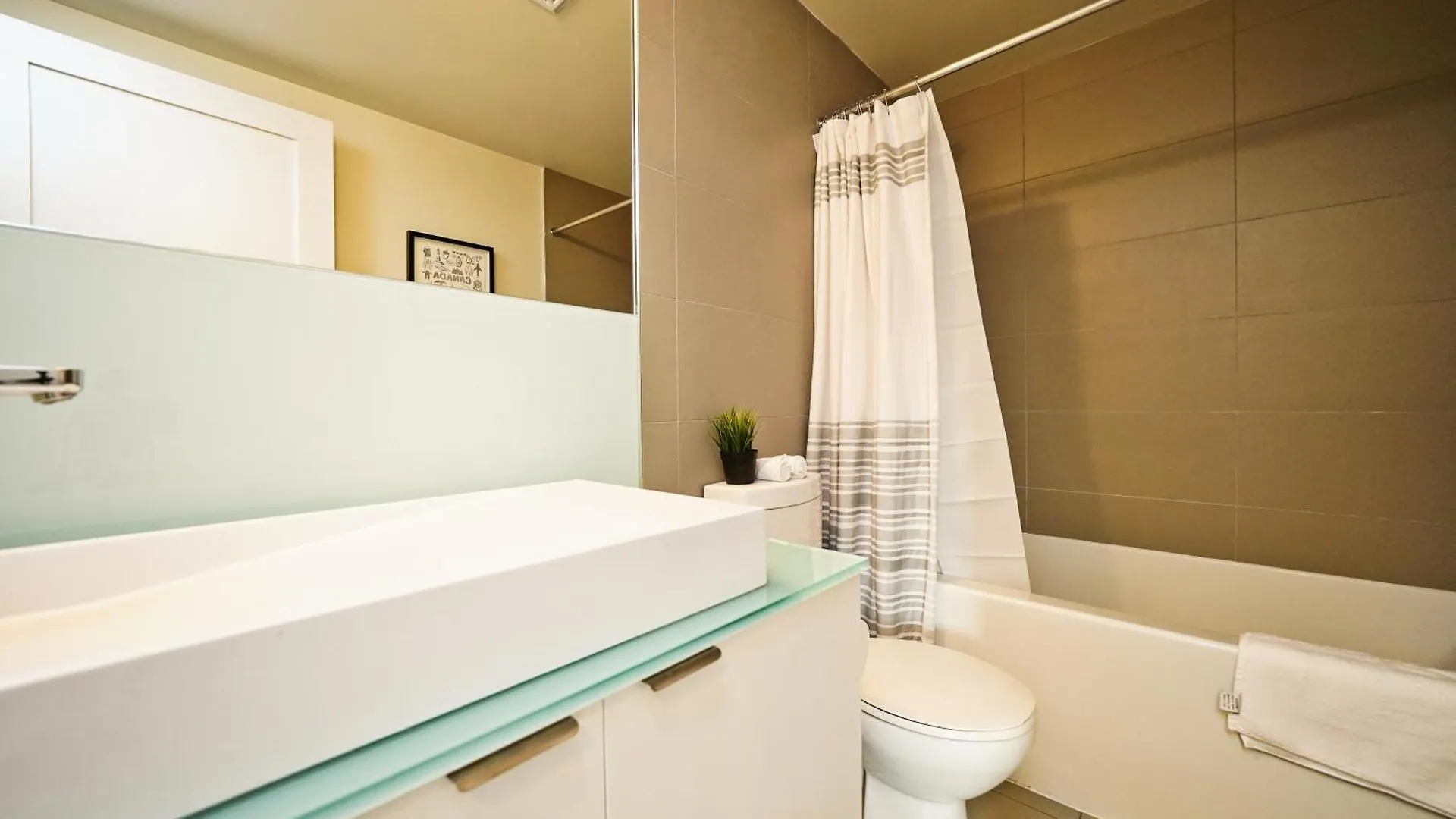 Apartment Rivetstays - The Atmos I Toronto