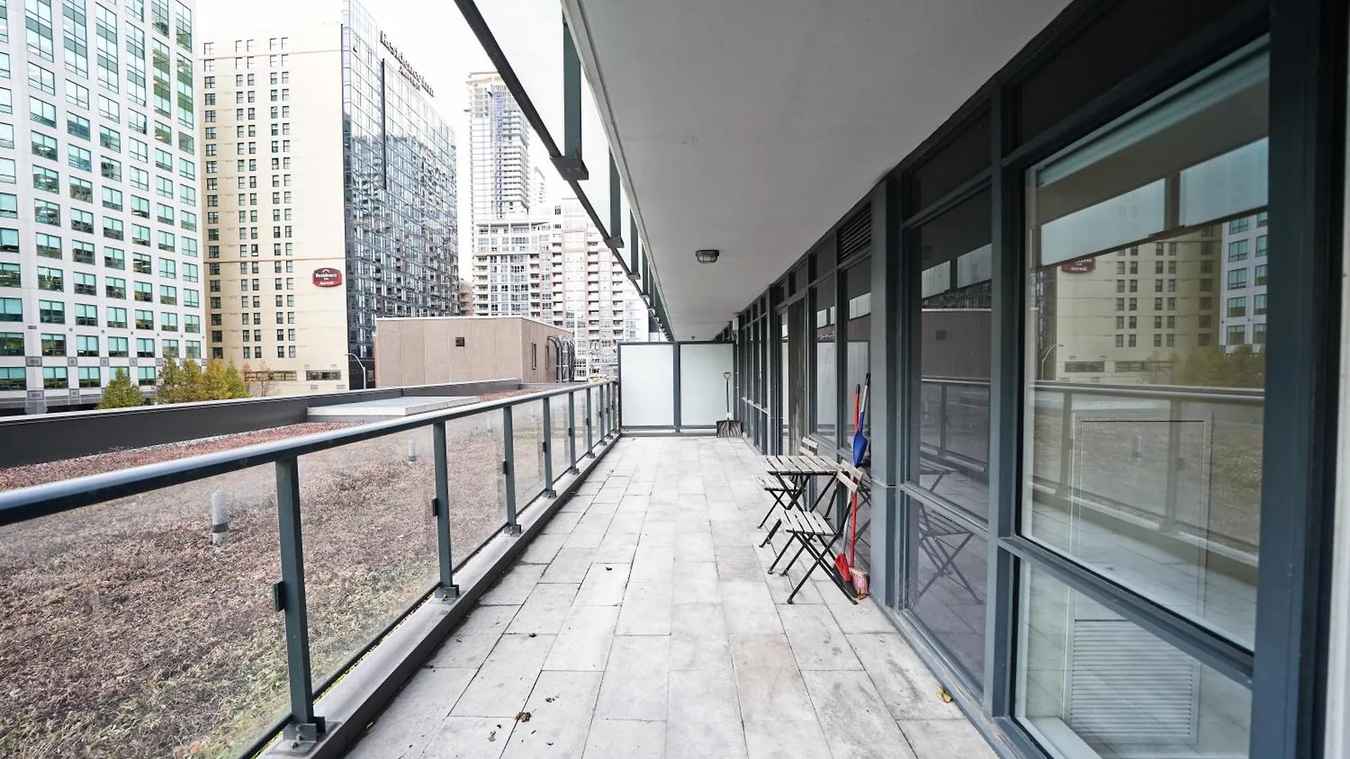 Rivetstays - The Atmos I Toronto Apartment