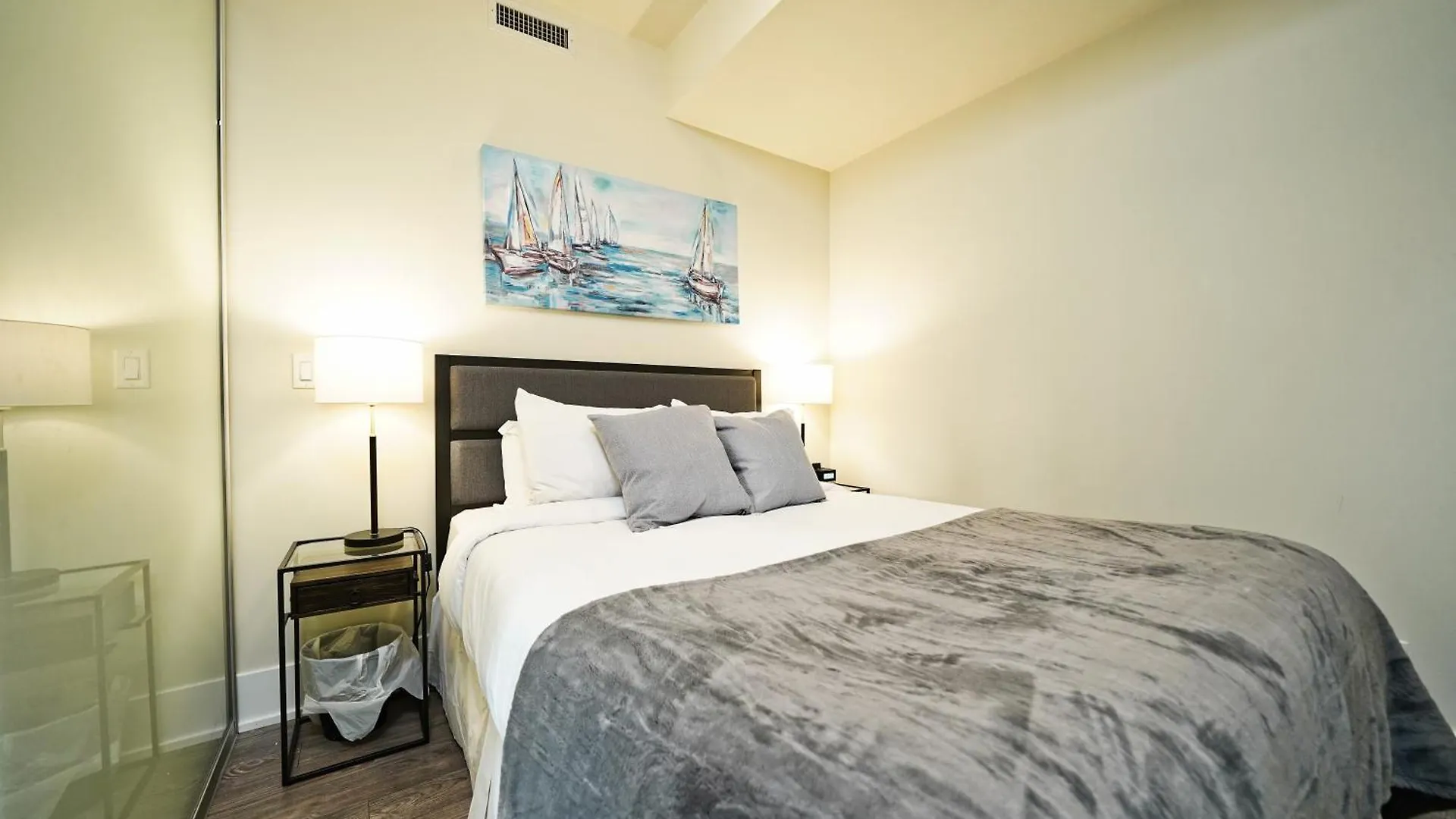 Rivetstays - The Atmos I Toronto 0*,