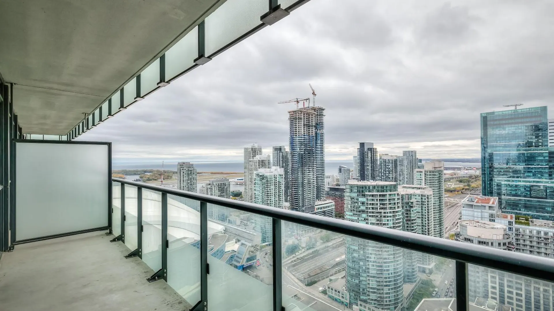 Rivetstays - The Atmos I Toronto