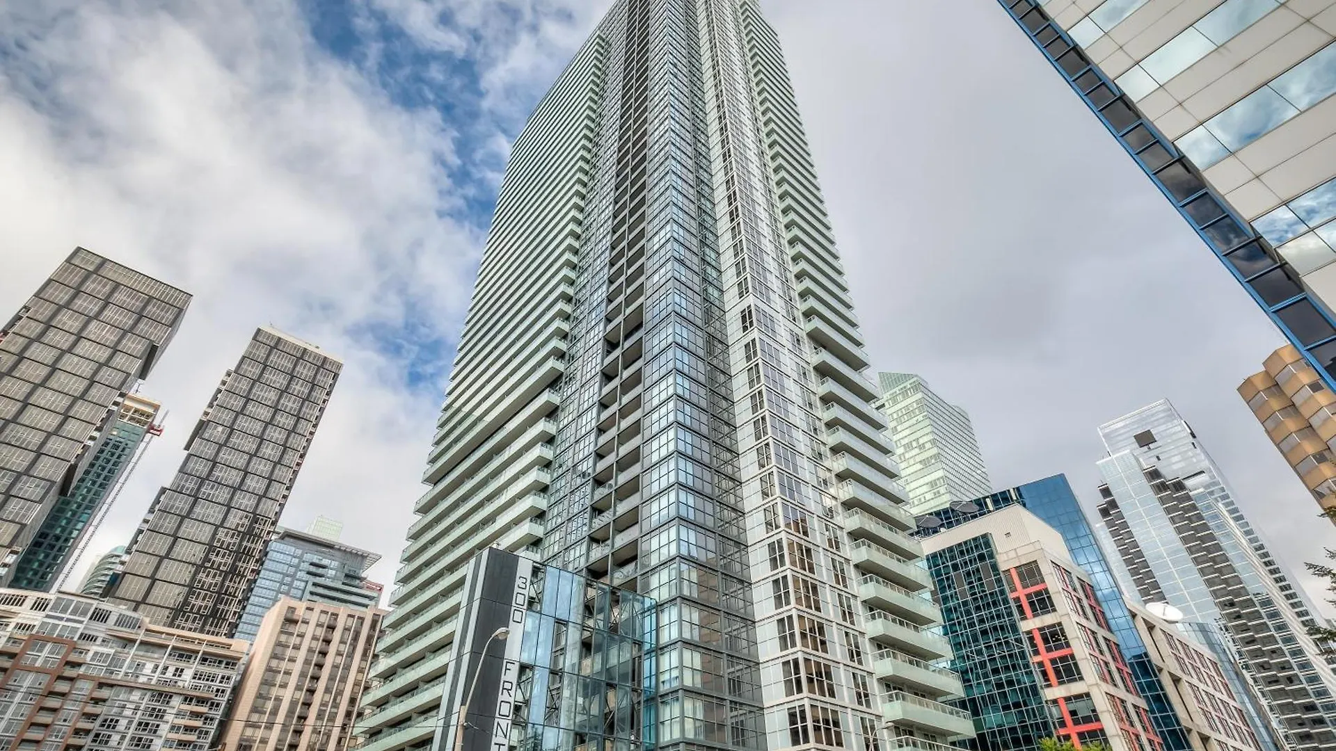 Apartment Rivetstays - The Atmos I Toronto